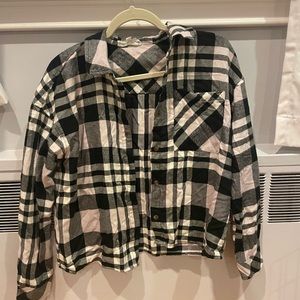 pink black and white flannel size small